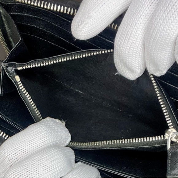 Prada Black Wallet with Yellow Arrow Design - Picture 5 of 8